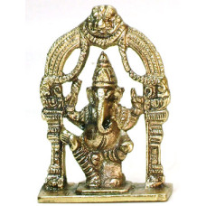 Ganesh all'altare